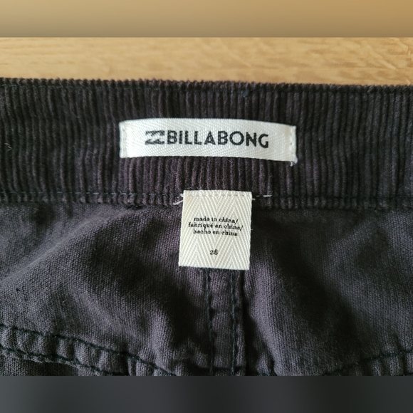 🖤 Billabong Black Corduroy Cotton Button-Front Skirt – NEW - Size 28 - Picture 3 of 5